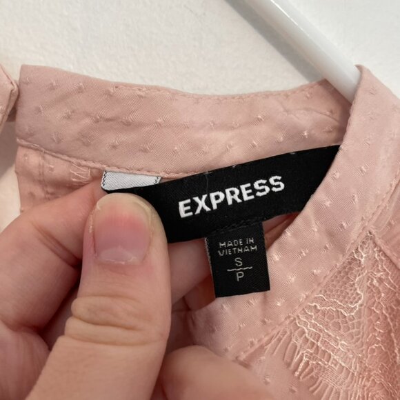 EXPRESS Light Baby Pink Textured Swiss Dot Lace Trim High Neck Coquette Blouse S - Picture 4 of 11